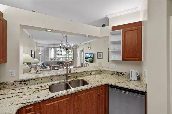 Naples, FL 34108,7622 Pebble Creek CIR #102