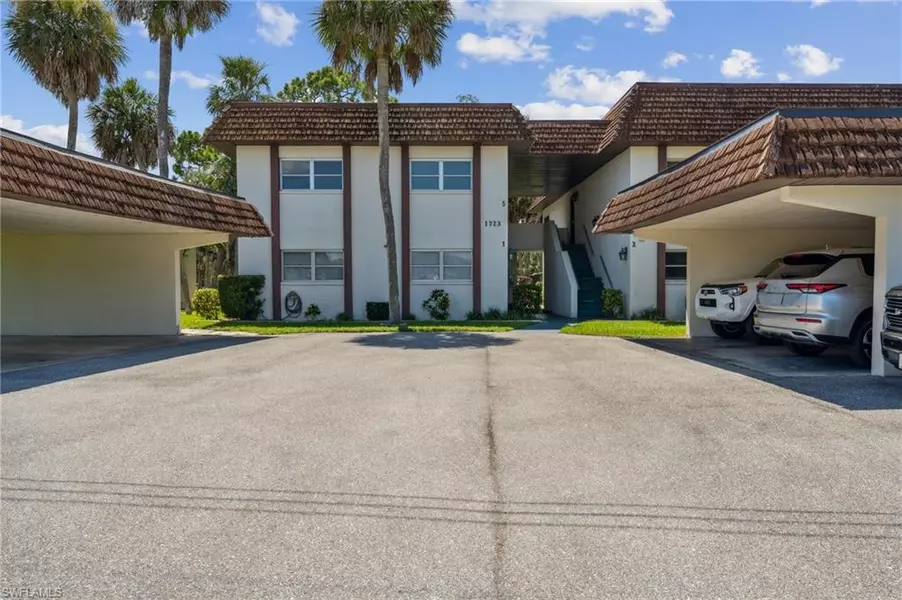 1723 Golf Club DR #2, North Fort Myers, FL 33903