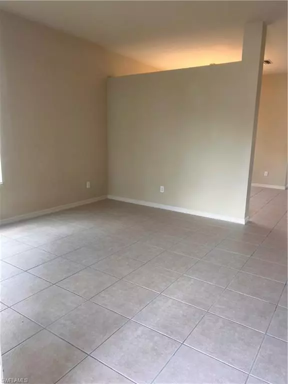 Fort Myers, FL 33913,11230 Lakeland CIR