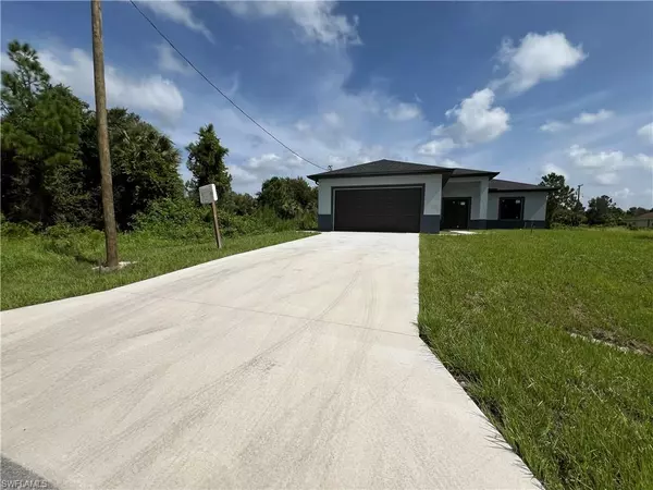 Lehigh Acres, FL 33971,3418 58th ST W