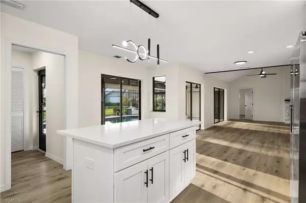 Cape Coral, FL 33991,1628 SW 11th AVE