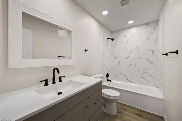 Cape Coral, FL 33991,1628 SW 11th AVE