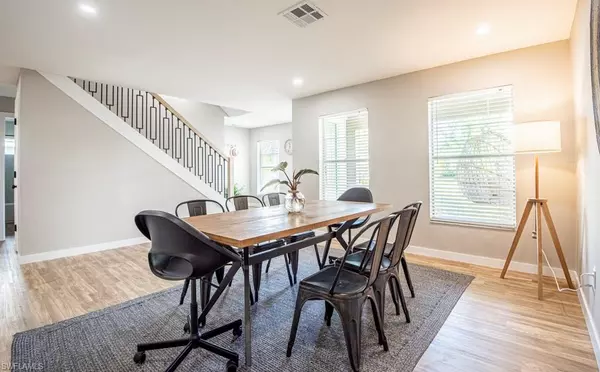 Fort Myers, FL 33919,784 Sunset Vista DR