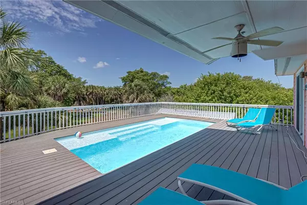 Upper Captiva, FL 33924,4501 Seair LN