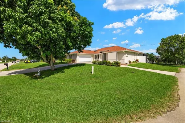 Cape Coral, FL 33990,2223 SE 10th LN