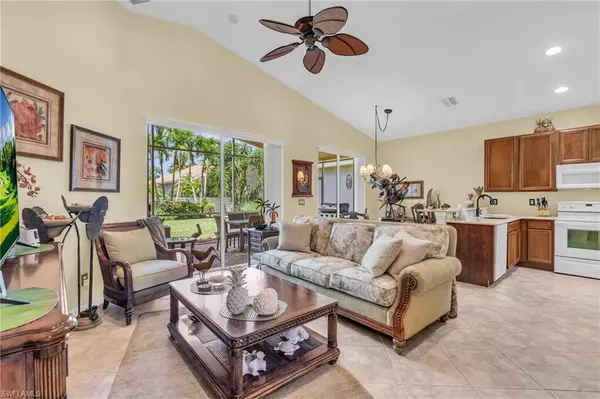 Naples, FL 34104,144 Glen Eagle CIR