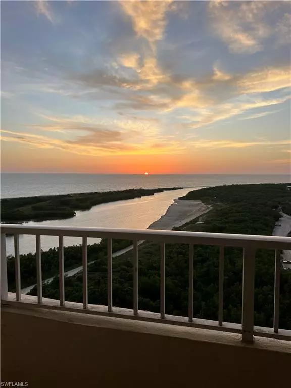 Marco Island, FL 34145,440 Seaview CT #1908