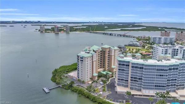 Fort Myers Beach, FL 33931,4137 Bay Beach LN #573