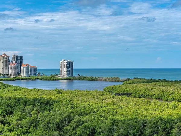 6001 Pelican Bay BLVD #1003, Naples, FL 34108