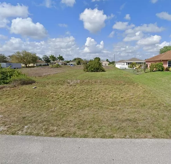 5122 Balmer ST, Lehigh Acres, FL 33971