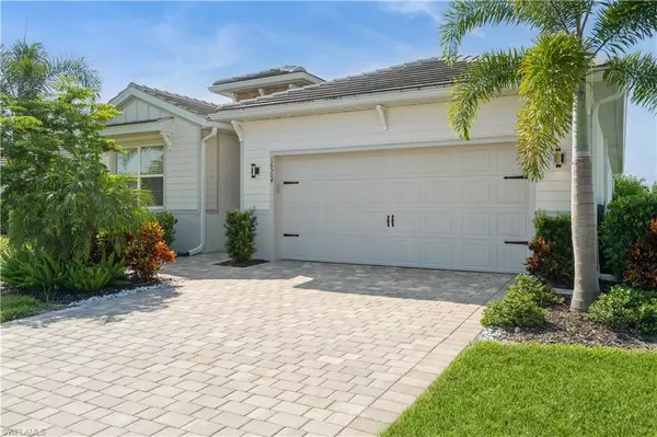 Bonita Springs, FL 34135,16504 Crescent Beach WAY