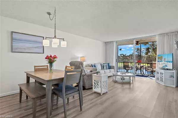 Naples, FL 34105,200 Forest Lakes BLVD #204