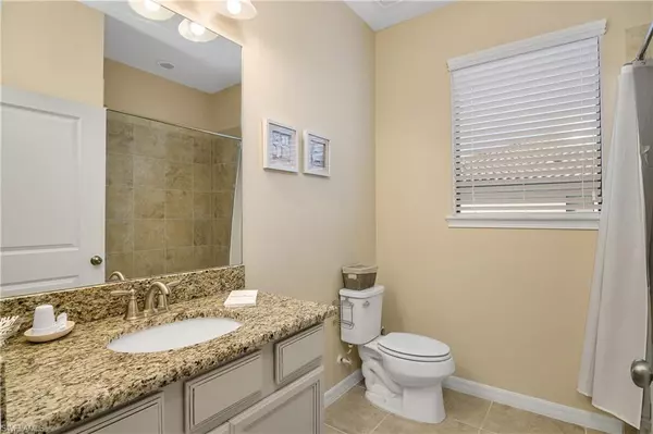 Naples, FL 34119,9440 Benvenuto CT #3-204