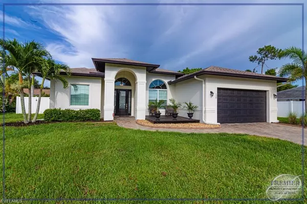 538 Eastwood DR, Naples, FL 34110