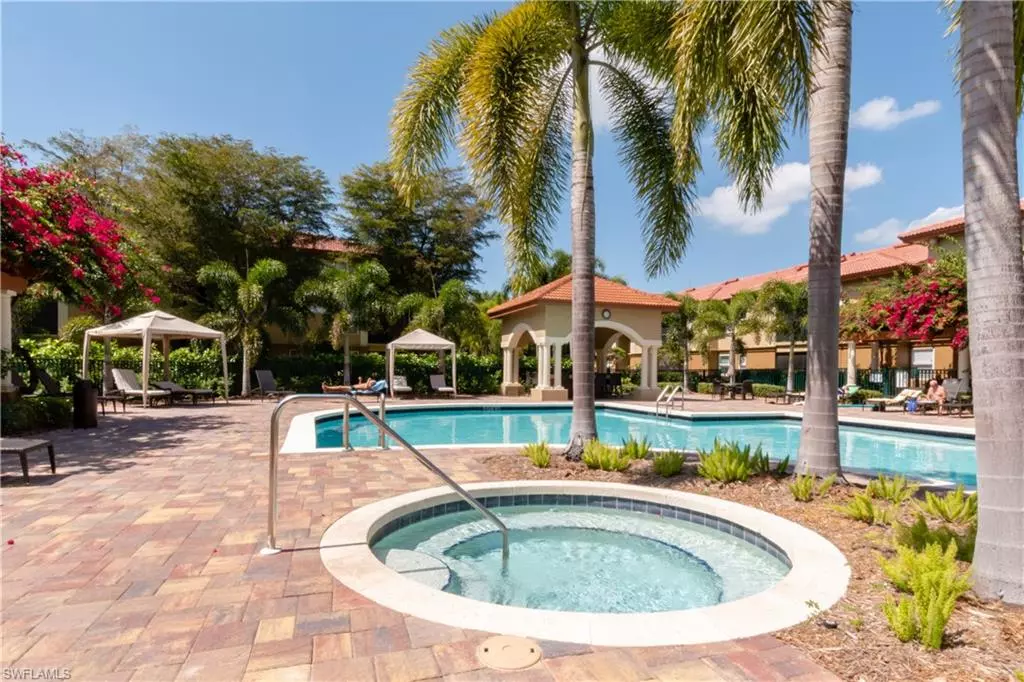 Bonita Springs, FL 34135,8960 Colonnades CT E #927