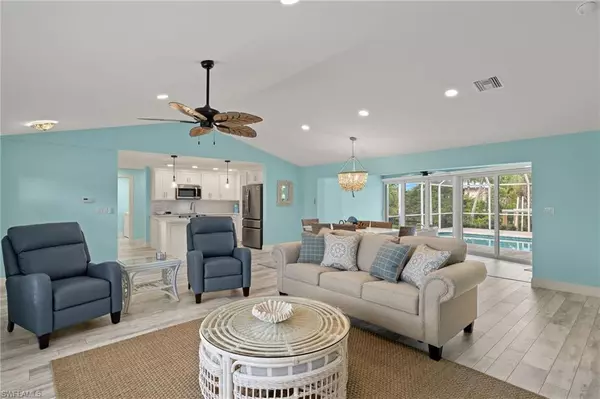 Sanibel, FL 33957,1002 Kings Crown DR