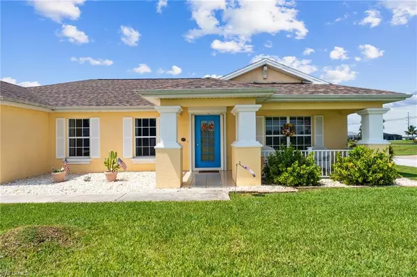 Cape Coral, FL 33993,308 NW 22nd CT