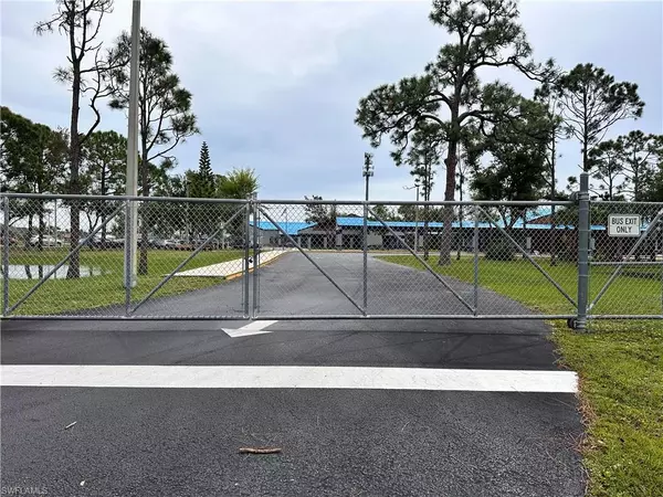 Cape Coral, FL 33991,1910 SW 7th PL