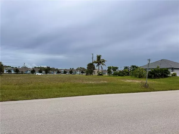 Cape Coral, FL 33991,1910 SW 7th PL
