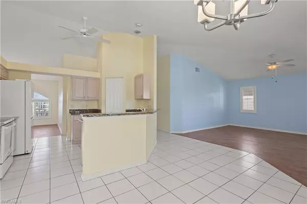 Fort Myers, FL 33908,16552 Wellington Lakes CIR