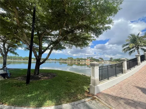 Naples, FL 34119,3210 Barbados LN