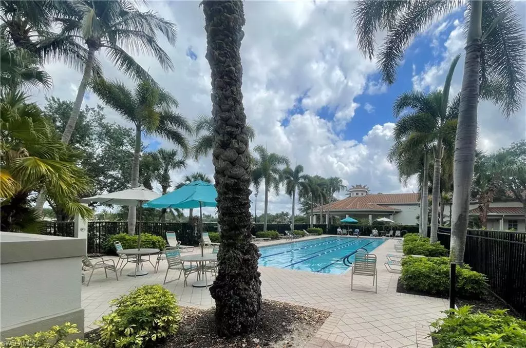 Naples, FL 34119,3210 Barbados LN