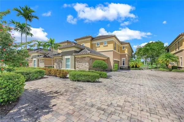 Naples, FL 34120,9525 Ironstone TER #102