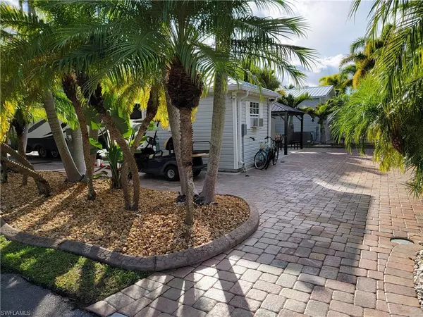 Fort Myers, FL 33905,10091 Ramblewood CT