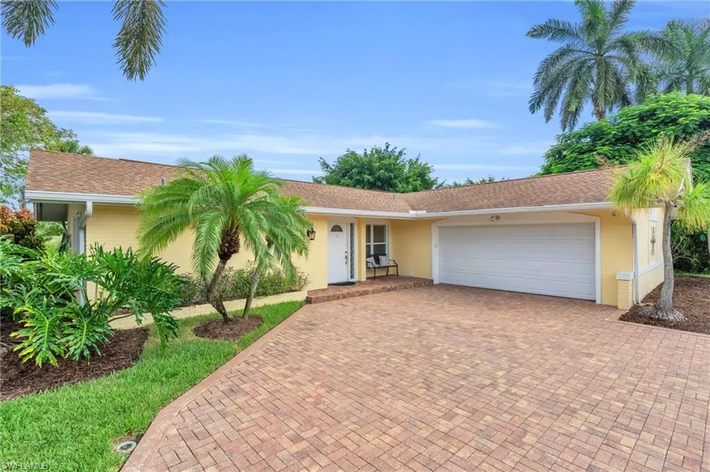 Naples, FL 34110,153 Viking WAY