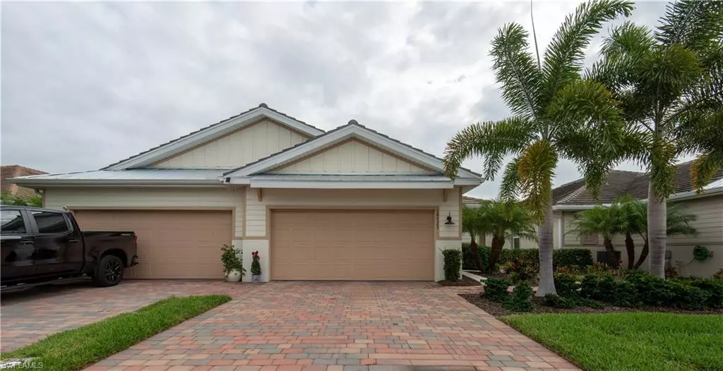 14727 Edgewater CIR, Naples, FL 34114