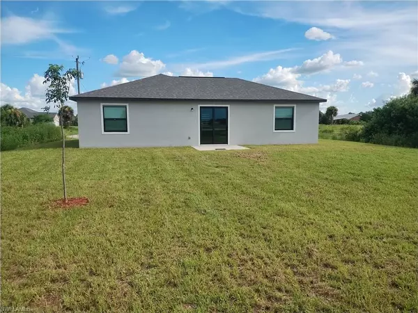 Labelle, FL 33935,8041 SHERWOOD CIR