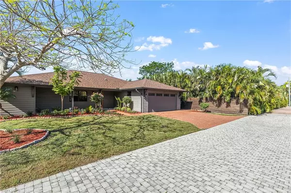 Naples, FL 34103,1346 Rosemary LN