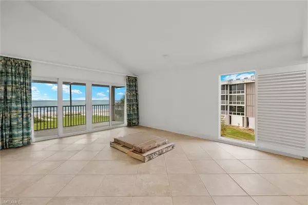 Sanibel, FL 33957,2255 W Gulf DR #102