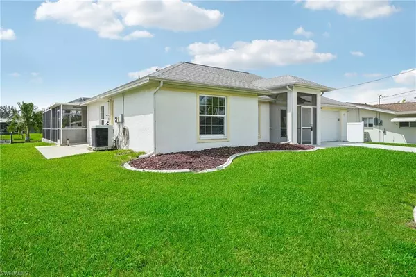 Cape Coral, FL 33990,2318 SE 15th TER