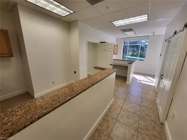 Naples, FL 34102,681 Goodlette-Frank RD N #140