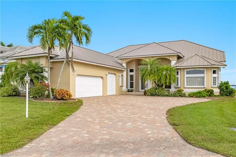 3343 SE 22nd PL, Cape Coral, FL 33904