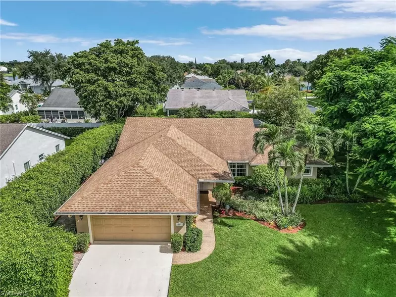 10094 Boca CIR, Naples, FL 34109