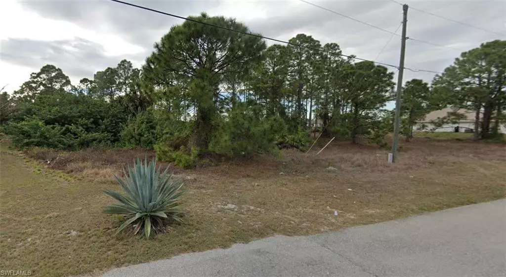 2904 Vera AVE, Lehigh Acres, FL 33976