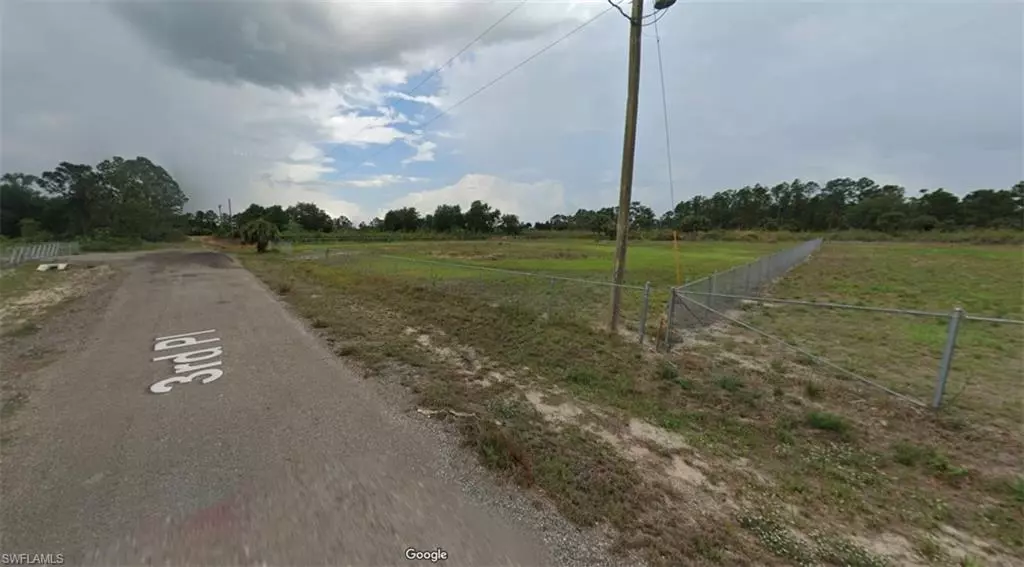 7537 3rd PL, Labelle, FL 33935