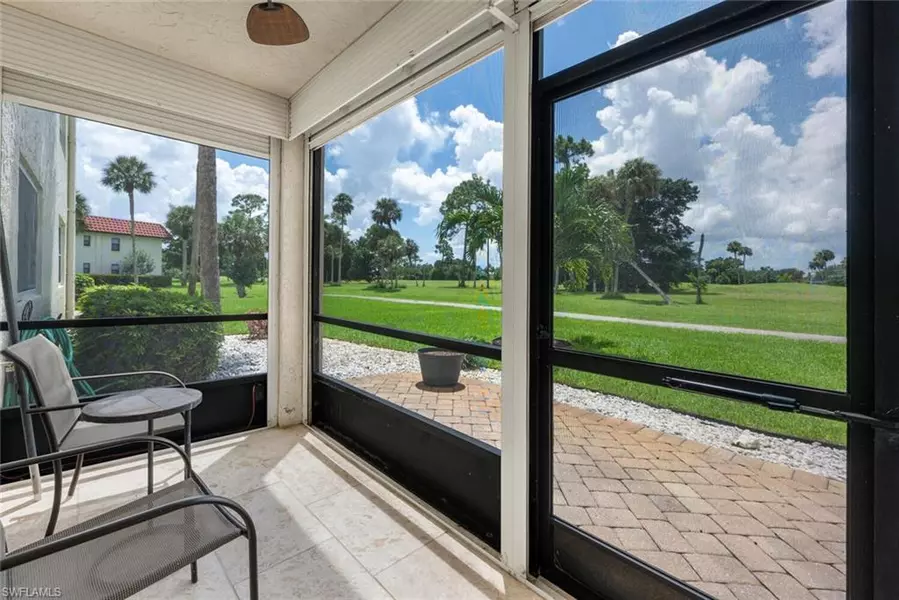 4372 27th CT SW ##102, Naples, FL 34116