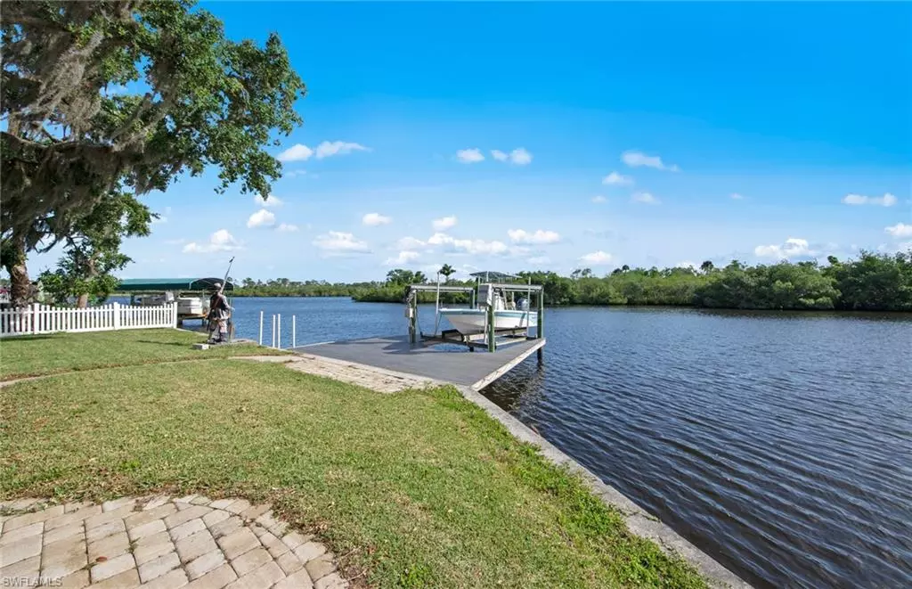 Fort Myers, FL 33905,13782 River Forest DR