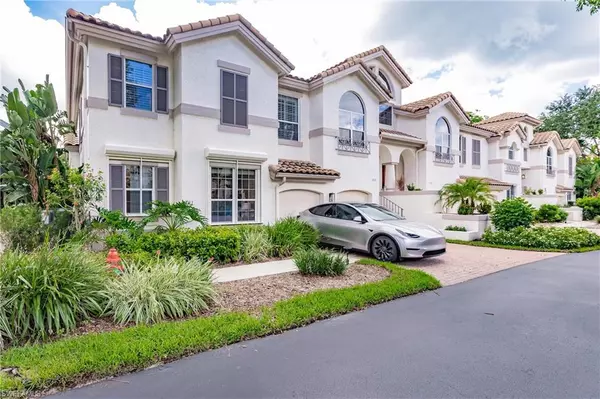 Naples, FL 34103,181 Colonade CIR #1405