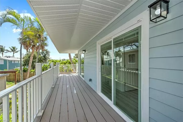 Fort Myers Beach, FL 33931,132/134 Eucalyptus CT