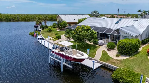 Punta Gorda, FL 33950,1425 Pine Island CT