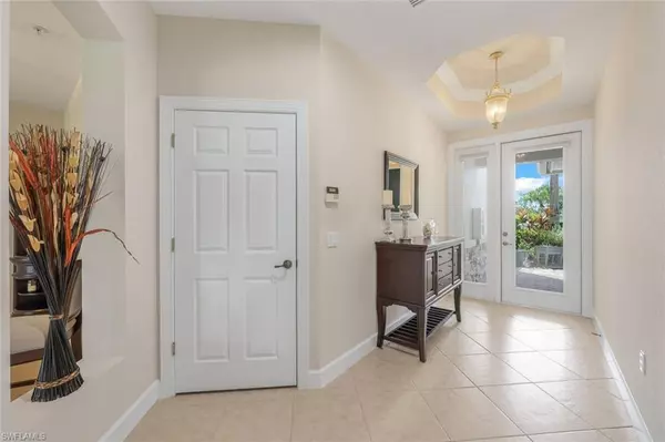 Naples, FL 34120,9204 Quartz LN #3-101