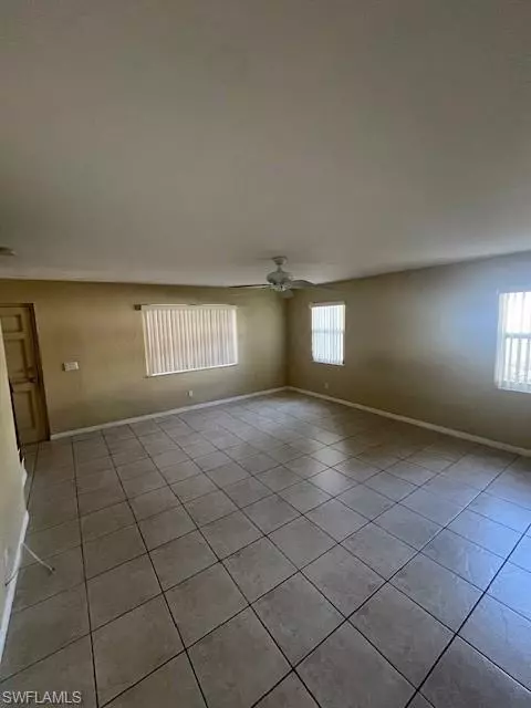 Fort Myers, FL 33901,1825 Oak LN #1