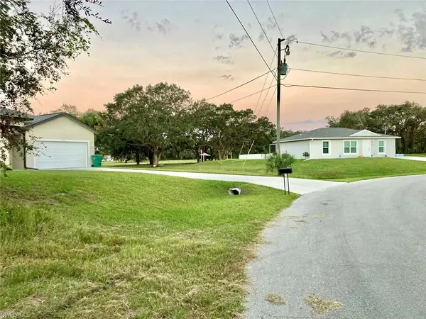 Labelle, FL 33935,2013 Odessa CIR