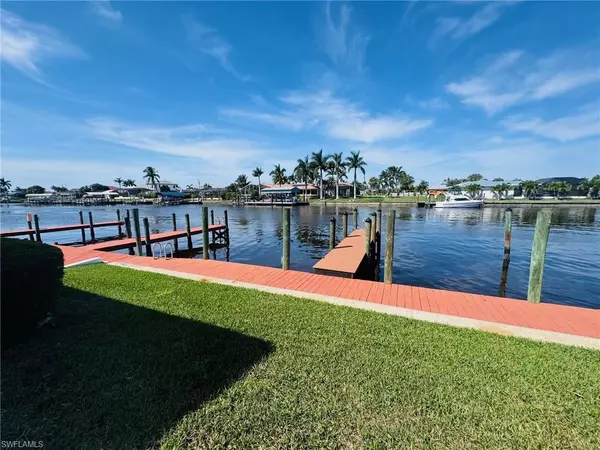 Cape Coral, FL 33904,1827 SE 41st ST #2E