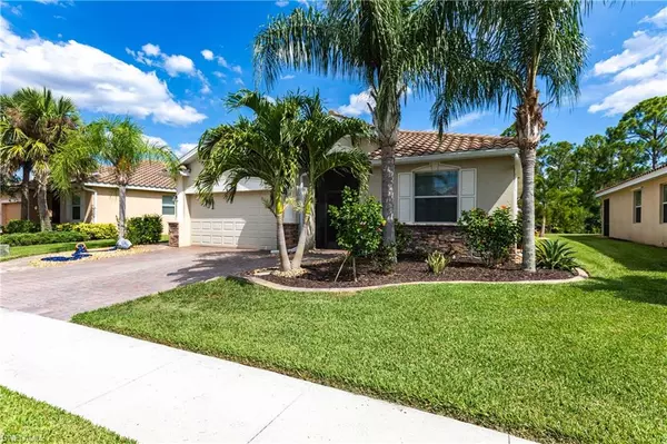 Cape Coral, FL 33909,2556 Laurentina LN