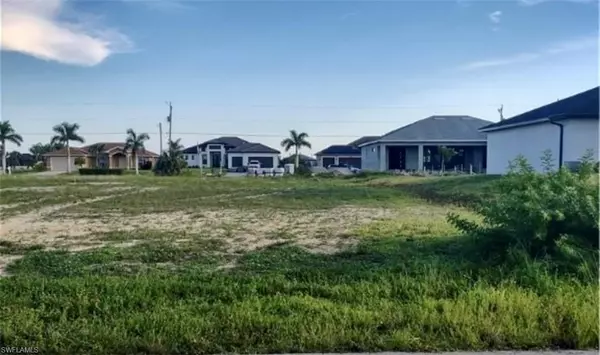 4237 NW 34th LN, Cape Coral, FL 33993